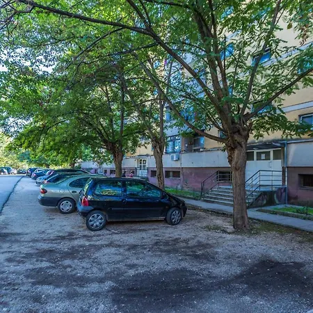 Nela 1bdr W Balcony Lägenhet *