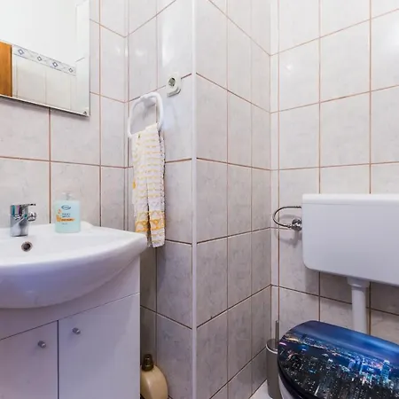 Nela 1bdr W Balcony * Zadar