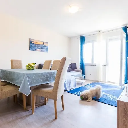 Nela 1bdr W Balcony