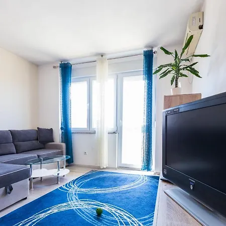 Nela 1bdr W Balcony Zadar