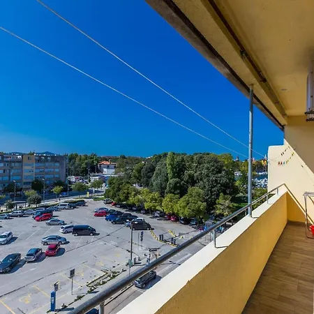 Nela 1bdr W Balcony * Zadar